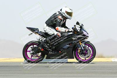 media/Mar-28-2022-Superbike Trackdays (Mon) [[b8603d0f67]]/Advanced Group (1pm-130pm)/Turn 9/